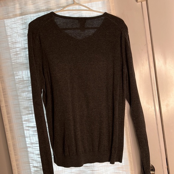 Grey V-Neck, Great Condition, Size Medium - Picture 3 of 3